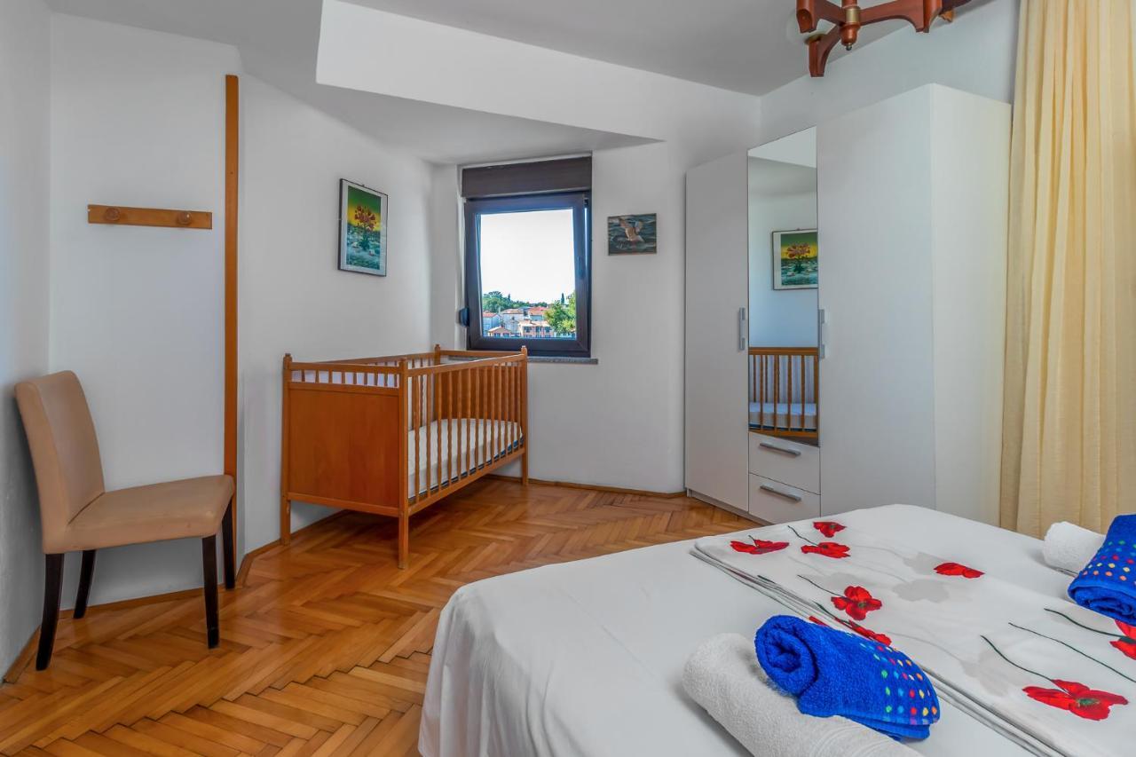 Maestral Apartments มาลินสกา ภายนอก รูปภาพ